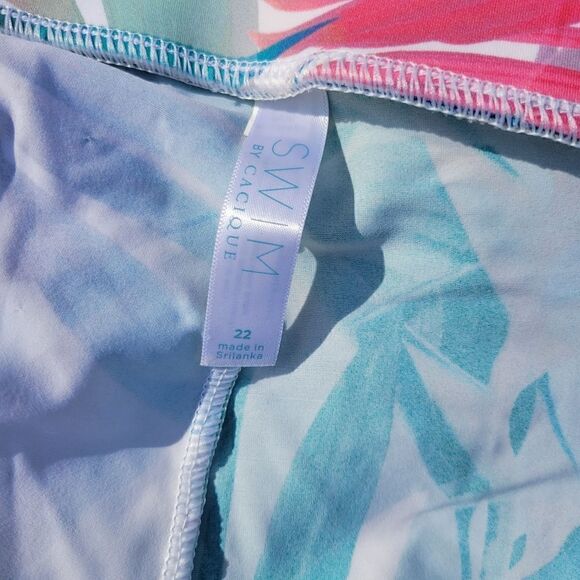 Women's Tropical Swim Shorts – Size 22 – SM by Cacique – Vibrant Leaf Print - Picture 9 of 14